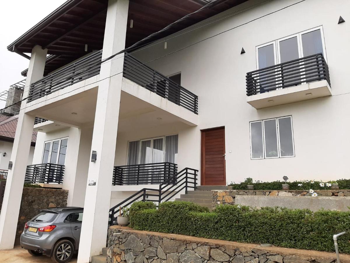 J'S Villa Нувара-Элия Экстерьер фото