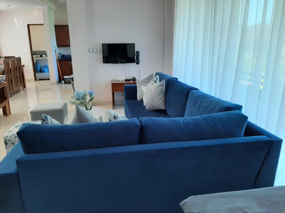 J'S Villa Нувара-Элия Экстерьер фото